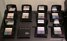 Avon Palette Ombretto Quattro Tonalità Colore Semprevero