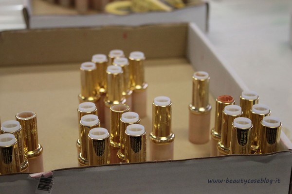 Layla Cosmetics - Stick di rossetti in attesa di essere riempiti Layla Cosmetics - Stick di rossetti in attesa di essere riempiti