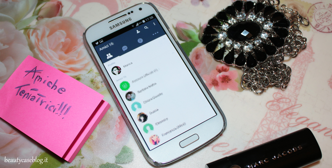 Le novità cosmetiche? Arrivano via chat!