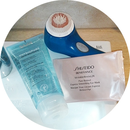 SVR Detergente Viso Laboratoires SVR e Clarisonic