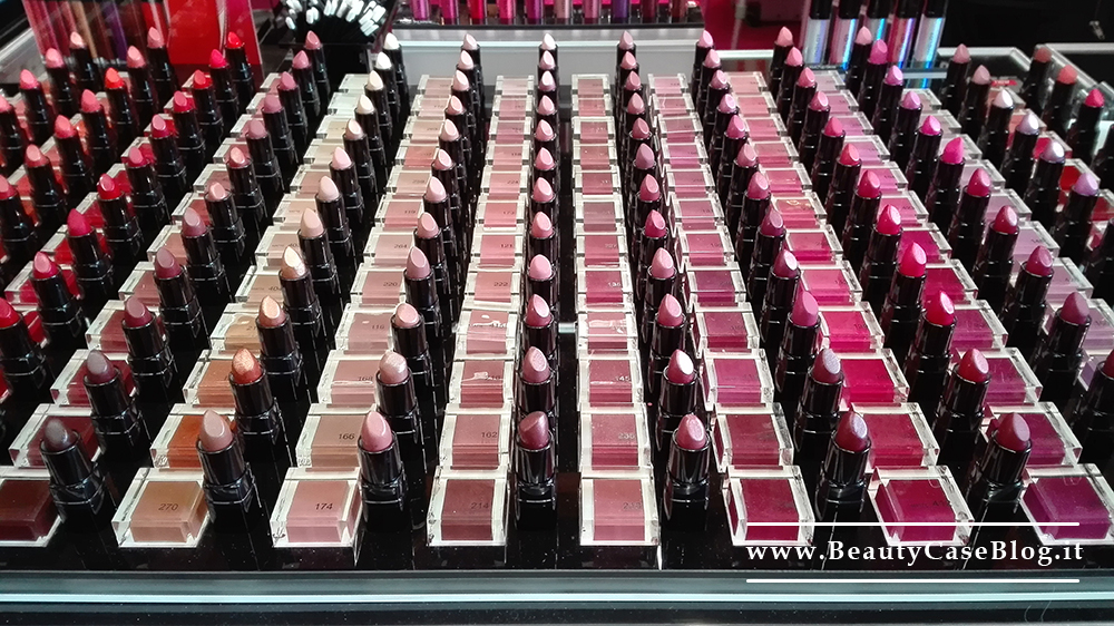 Stand Inglot Italia