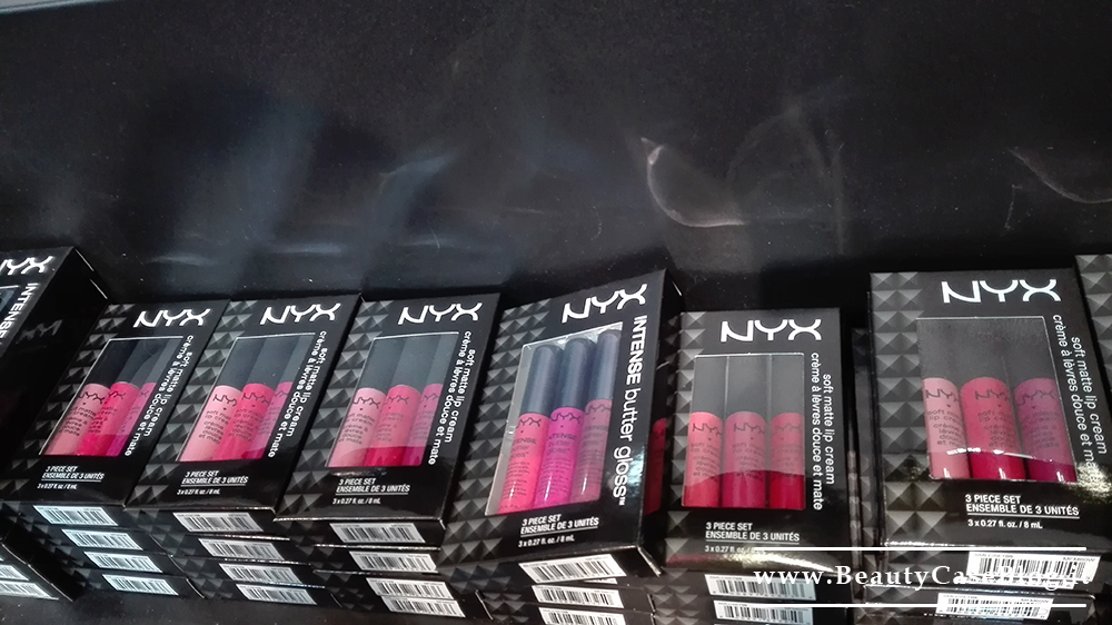 Tutto in vendita nello stand NYX Italia a Cosmoprof Bologna