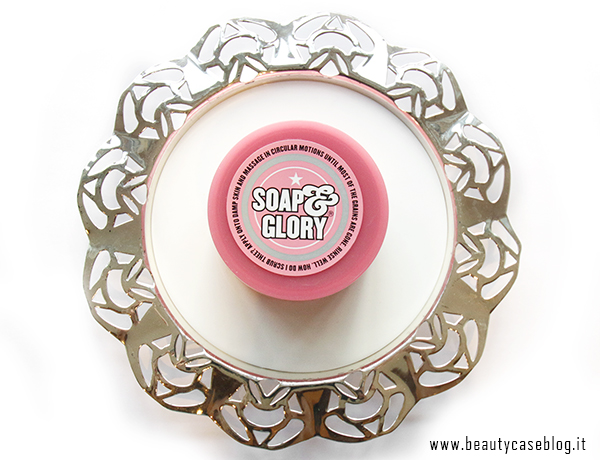 Soap & Glory Flake Away body scrub - Review, recensione