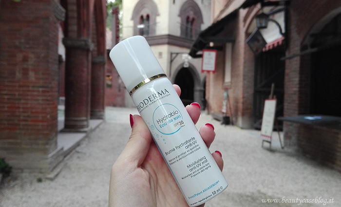 Bioderma Hydrabio eau de soin SPF30: il solare spray per il viso! (foto scattata al Borgo Medievale di Torino) bioderma-hydrabio-solare-spray-viso-02