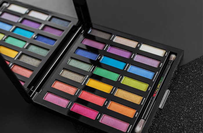 Urban Decay Full Spectrum Eyeshadow palette Urban Decay Full Sprectrum Eyeshadow Palette