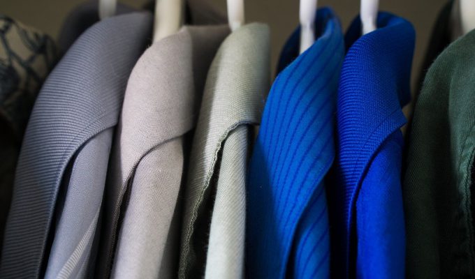 Capsule wardrobe cos'è e come crearlo