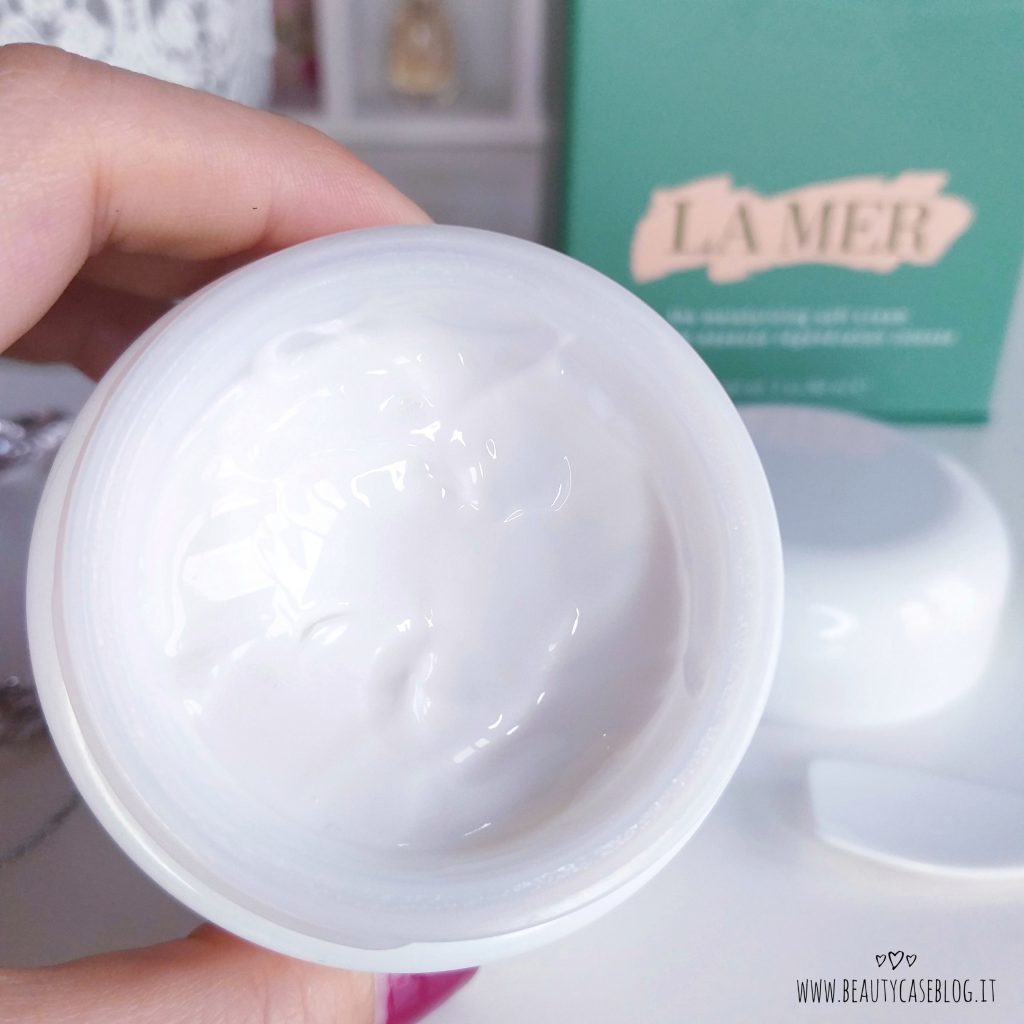 La Mer Soft Cream texture