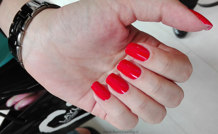 Layla No Lamp Gel Polish 09 Live Red - Unghie della carismatica The Red Francesca